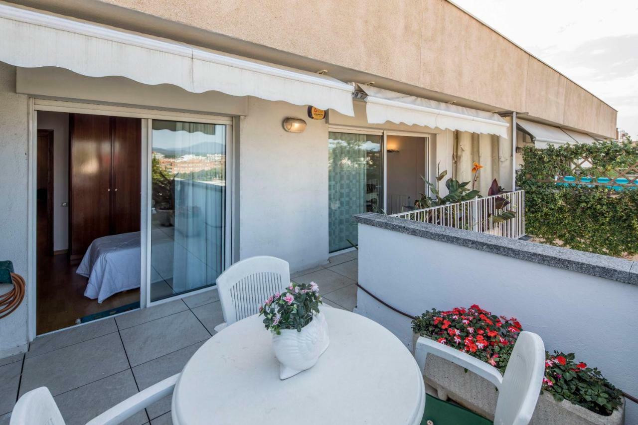 Appartamento Ático con gran terraza en el corazón de Girona Esterno foto