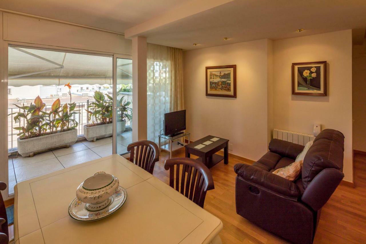 Appartamento Ático con gran terraza en el corazón de Girona Esterno foto